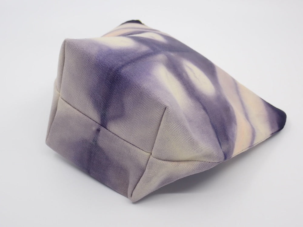 Cosmetic Bag, 100% SILK, Organic Dyes, Triangle Base (+ Options)