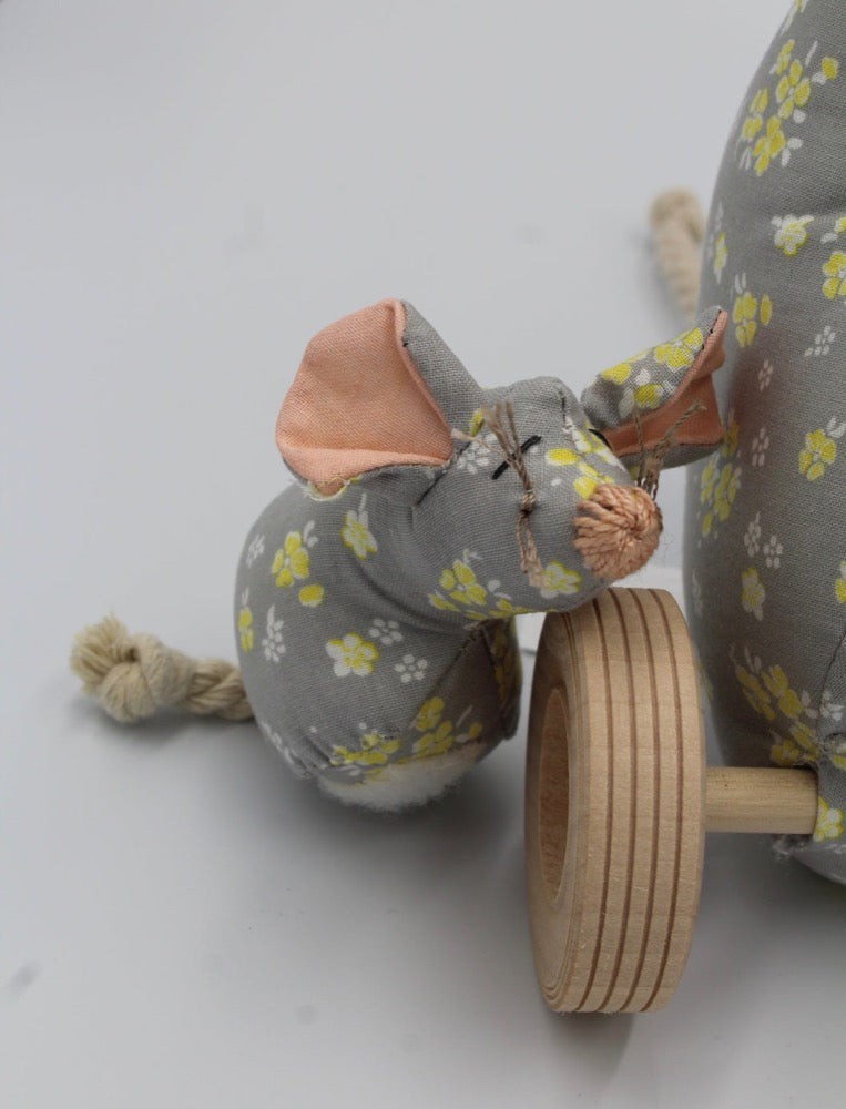 Pull-Toy, Mama & Baby Mouse, Soft Textiles, Hand Embroidered