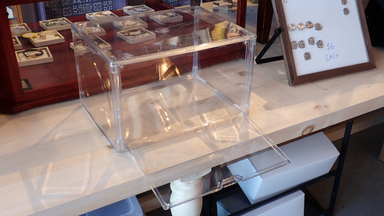 Acrylic Display Case / Bread Box