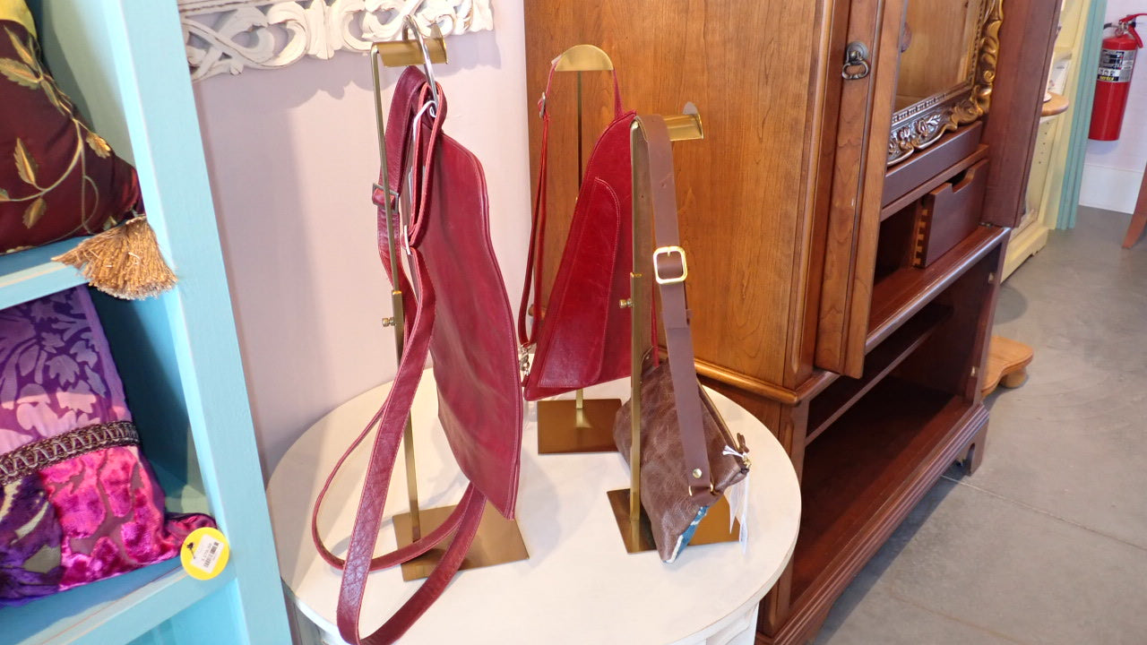 Adjustable Height Purse Stand