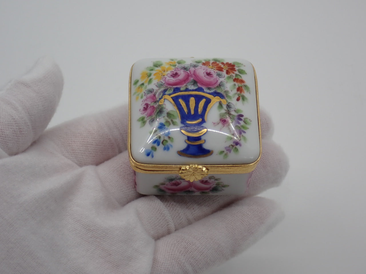 "Jewelled Bouquet", Original Art, Limoges Porcelain Jewellery Box